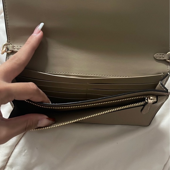 Coach purse - Picture 3 of 3